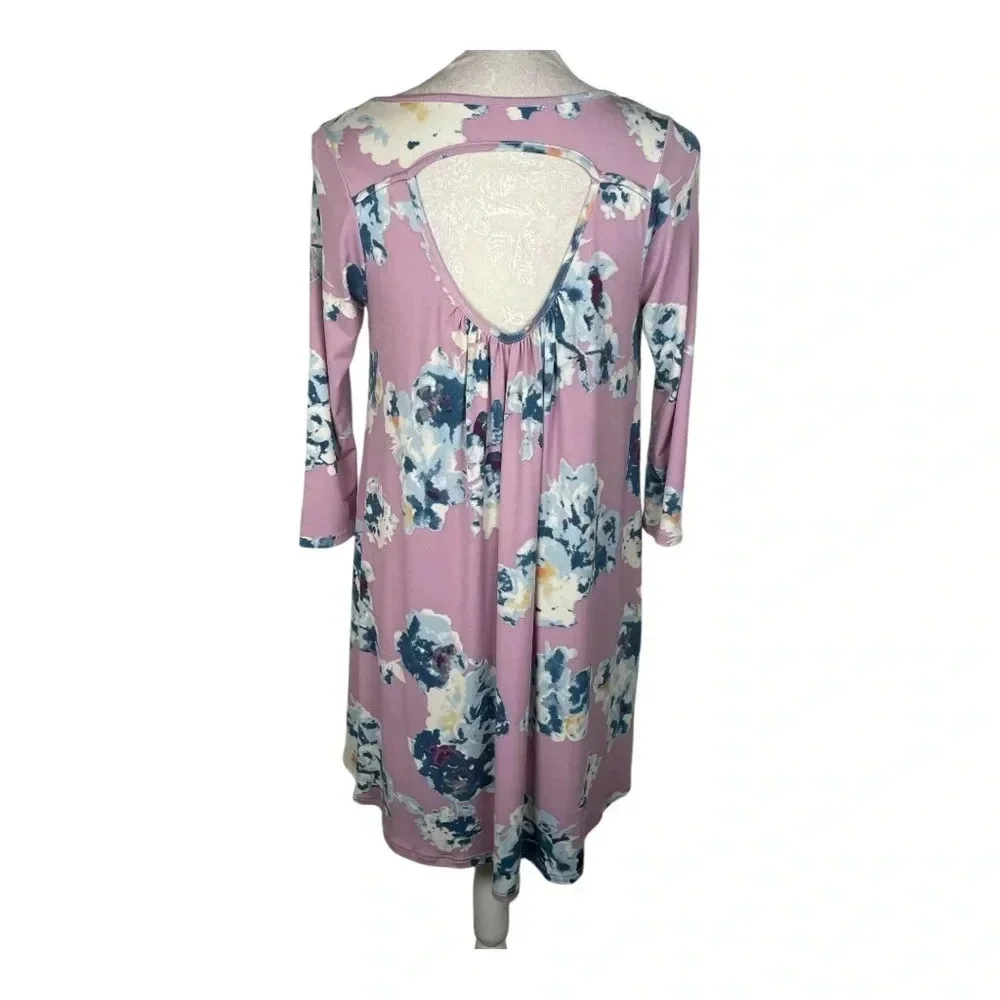 M t s Pink swing tunic dress with blue and white‎ roses